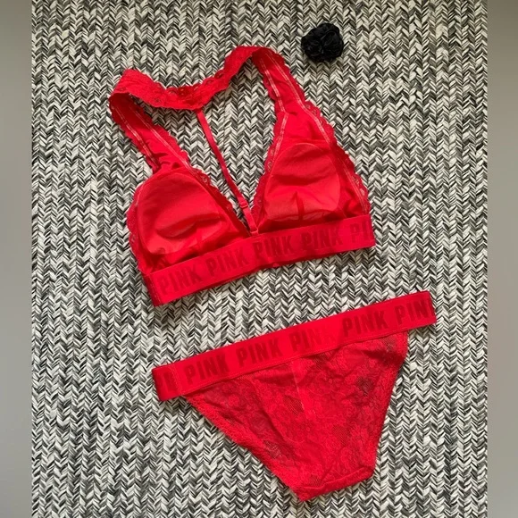 3/$45💫 NWOT. ❤️ Victoria’s Secret Panty and Bralette - Picture 2 of 4